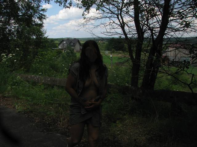 ktoś idzie - niezdecydowana