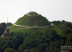 Kopiec Kościuszki widziany z Wawelu