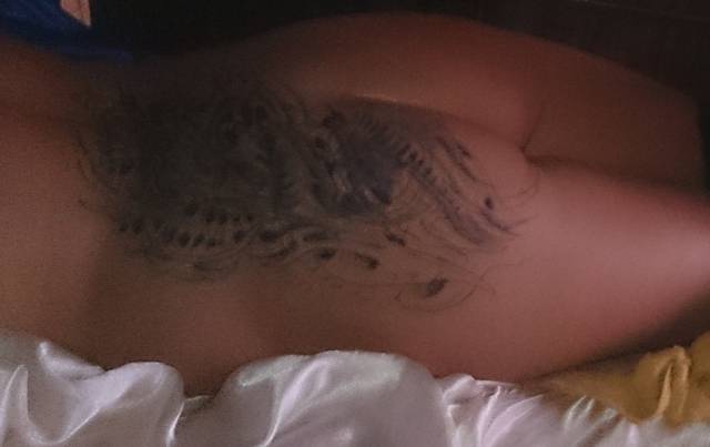 DSC_0044-crop.JPG - LenaBi32