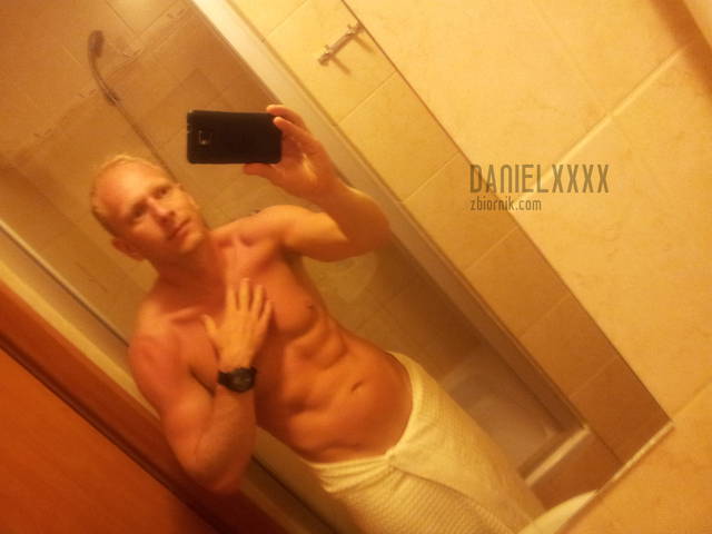 2014-08-02 22.05.46.jpg - DanielXXXX