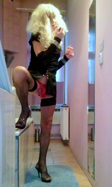 Ostatnia kosmetyka... - Trans_JOLKA