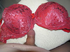 Z wizytą u siostry. Ależ ona ma cycusie...