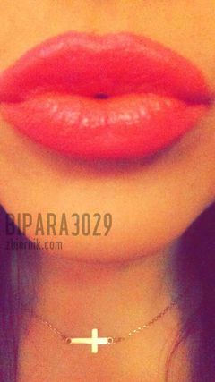 Gorące całusy dla przyjaciół. 