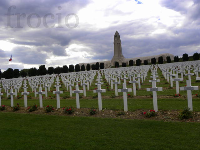 Ossuarium Douaumont. - frocio