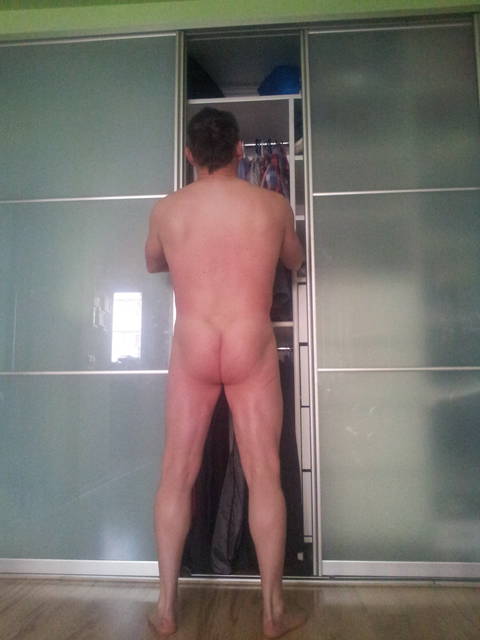 What to wear???? - Punaniboy
