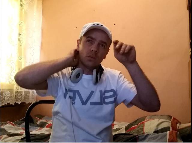 2.jpg - robert8112