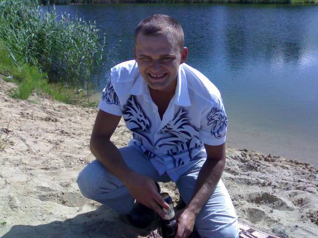 420652_249052991848025_1978189752_n.jpg - bzyk1987