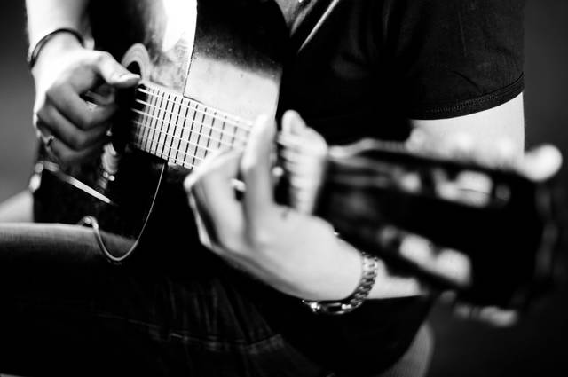 gitara_JPG.jpg - WilkSamotnik