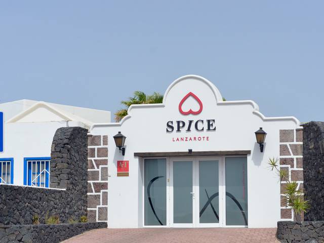 Bardzo fajny hotel:) - aistera