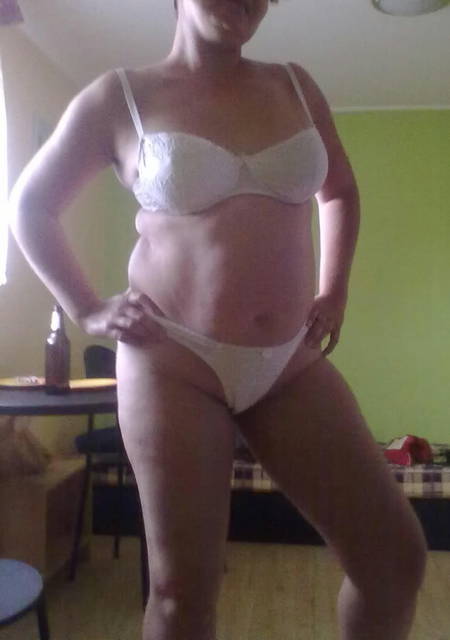 W bieliźnie... - sexi_as69
