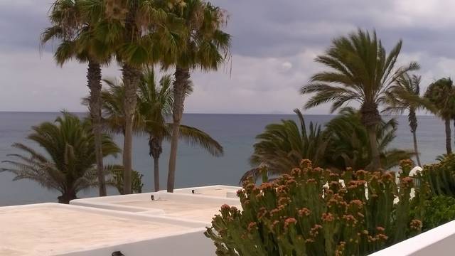 WP_20150528_14_55_02_Pro.jpg - kris28071