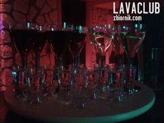 Dziś na powitanie czeka na Was Ouzo, białe i czerwone wino! 