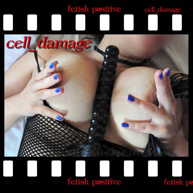 Hiszpan z fetyszem na pierwszym planie... - cell_damage