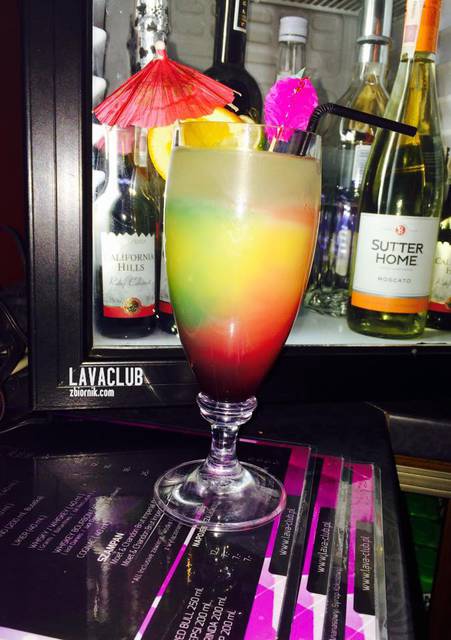 lato powoli dobiega końca, zapraszamy na wakacyjne drinki!  - LavaClub
