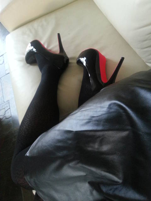 Friday ♥ - MartinkaCross