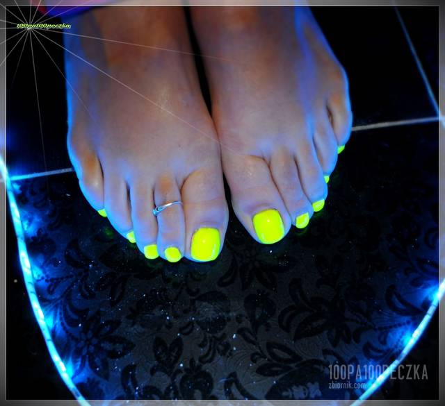 Neon Yellow #13 - 100pa100peczka