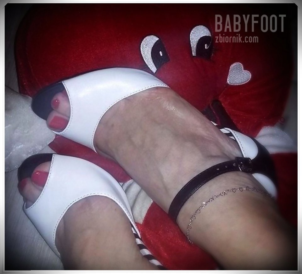 Bialo-Czarne Szpilki - Babyfoot