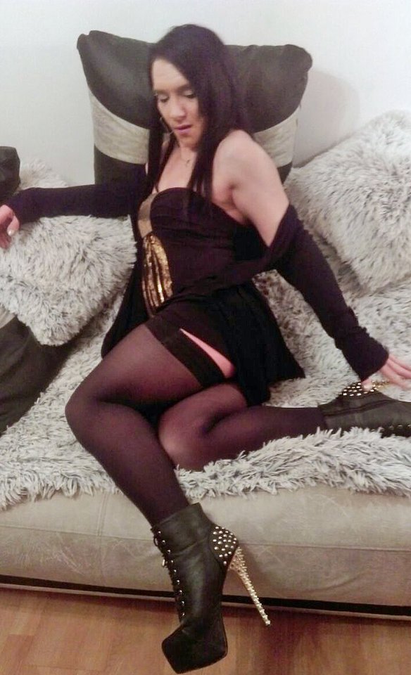 V__EEE9.jpg - ShemaleKittyCat