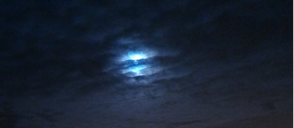 NIGHT :) - onaion2427