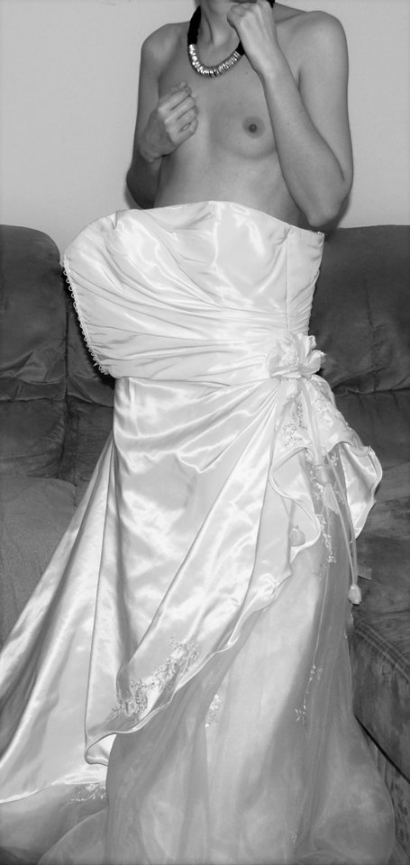 DSC_0067 (2).JPG - para27_28