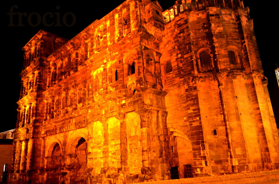 Noworoczny spacer po starówce sąsiedniego miasta. 1 - frocio