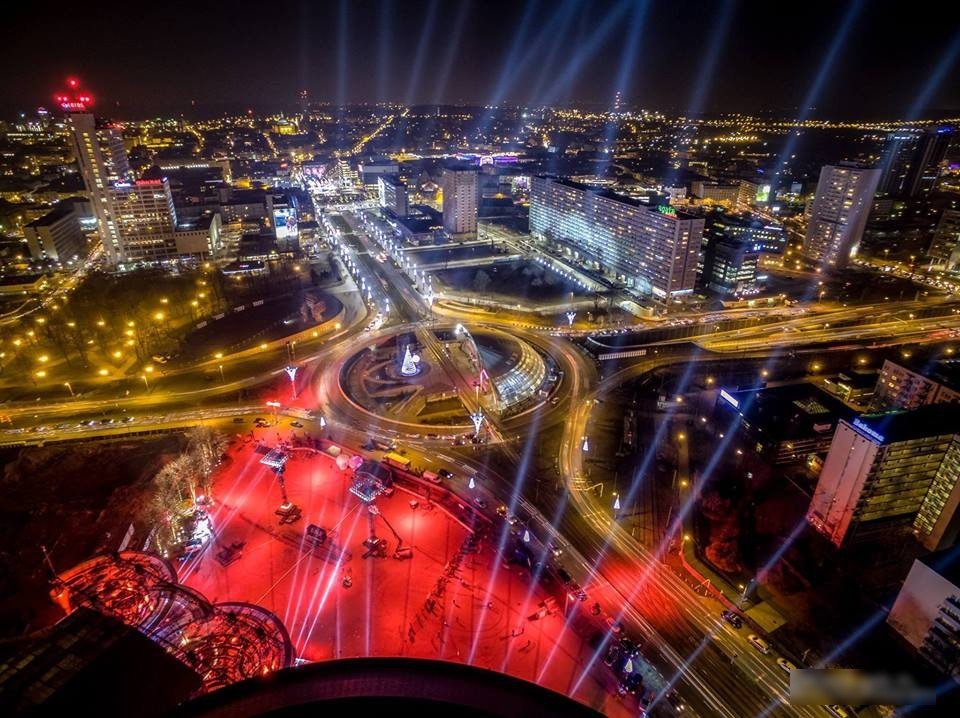 katowice nocą.jpg - leszki