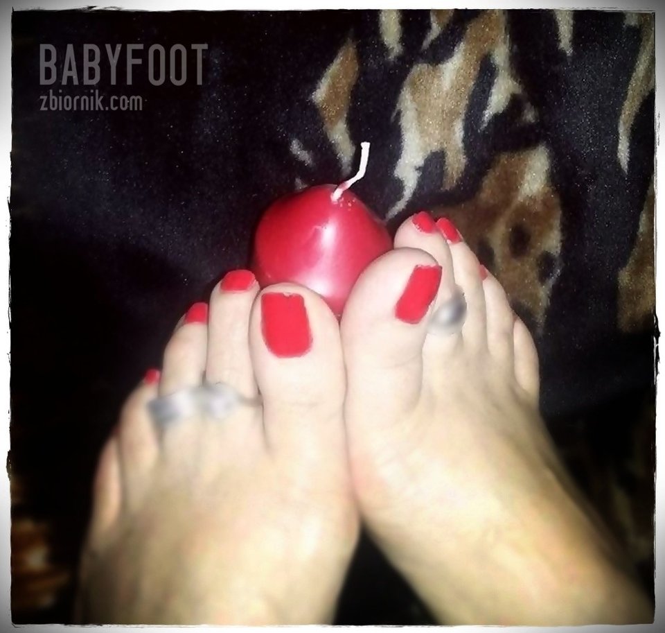 czerwone lizaczki - Babyfoot