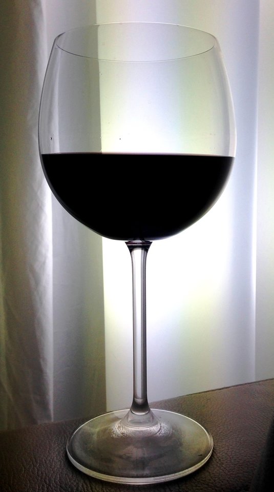 Red Wine.JPG - red77wine