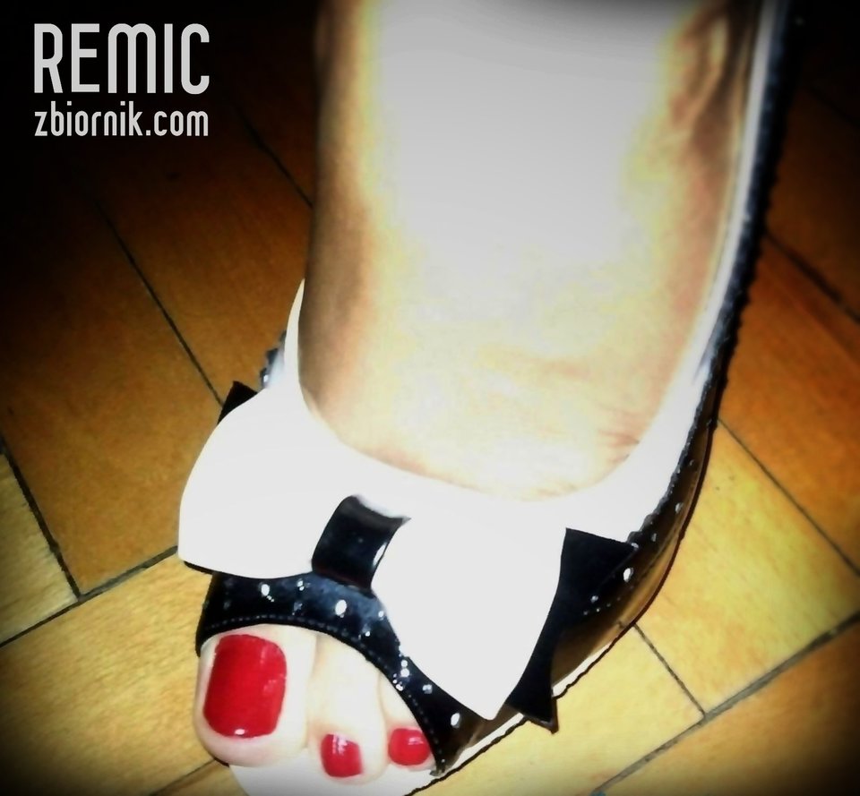 Stopki sąsiadki - Remic