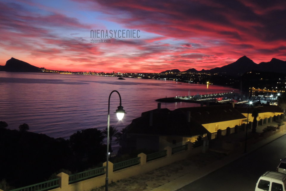 Taka se fotka z balkonu  - Nienasyceniec