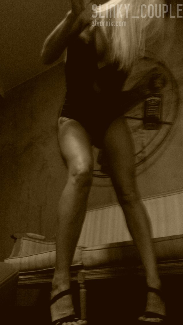 slinky_couple