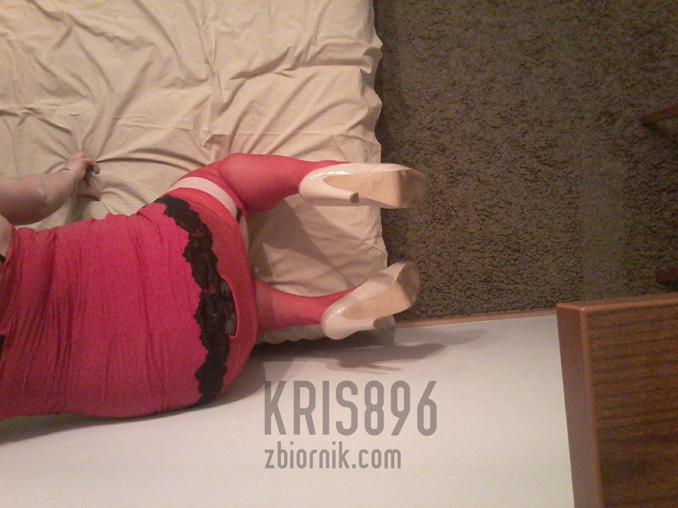 chętni dać klapsa... - Kris896