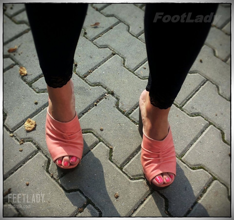 Koralowe Koturny - FeetLady