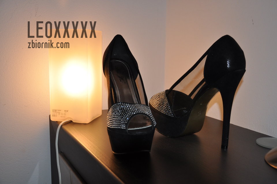 Szpile dla suczki  - Leoxxxxx