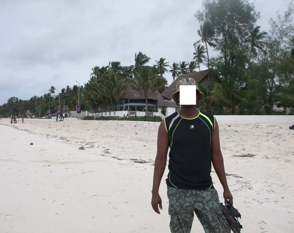 Beach2.jpg - BlackBull69