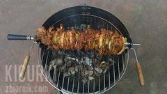 W trakcie pieczenia delikatnie podlewany Piwkiem :))