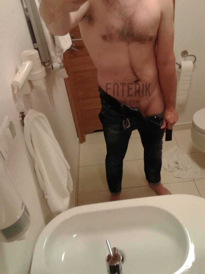 przed prysznicem...  - enterik