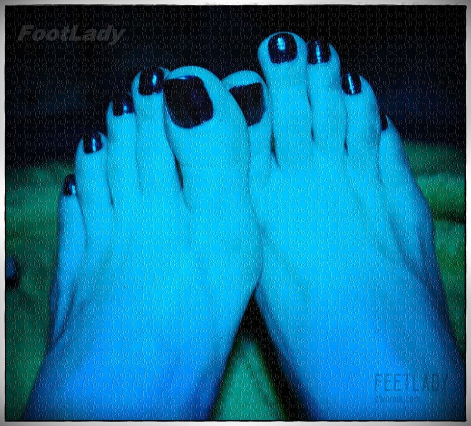 Art#71 - FeetLady