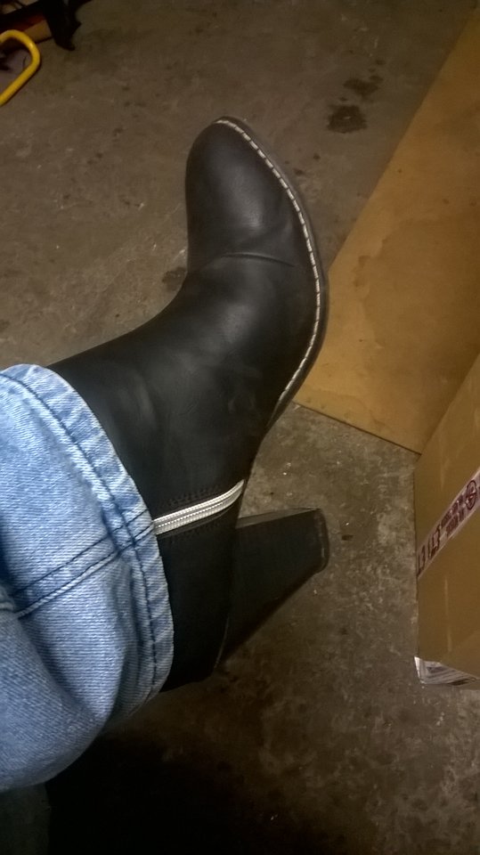 WP_20160623_06_22_07_Pro.jpg - heelstgirl