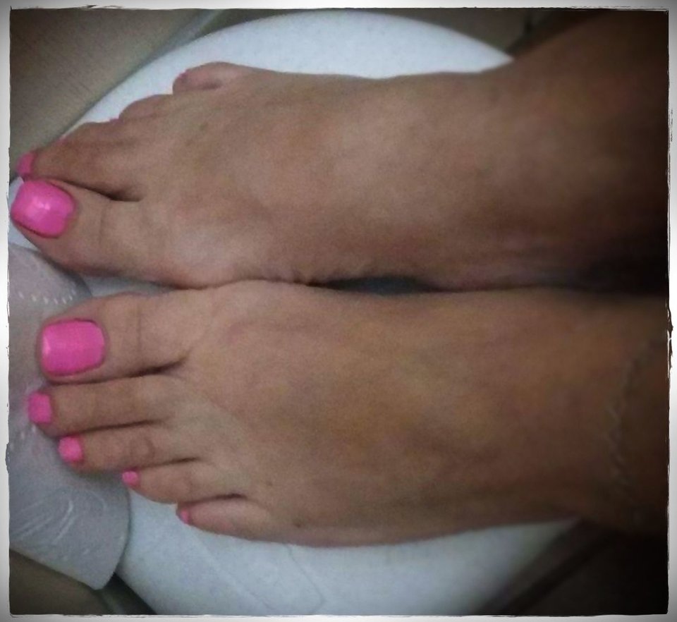Pink Nails - Babyfoot
