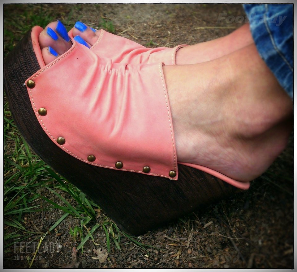 Koralowe Koturny 59 - FeetLady