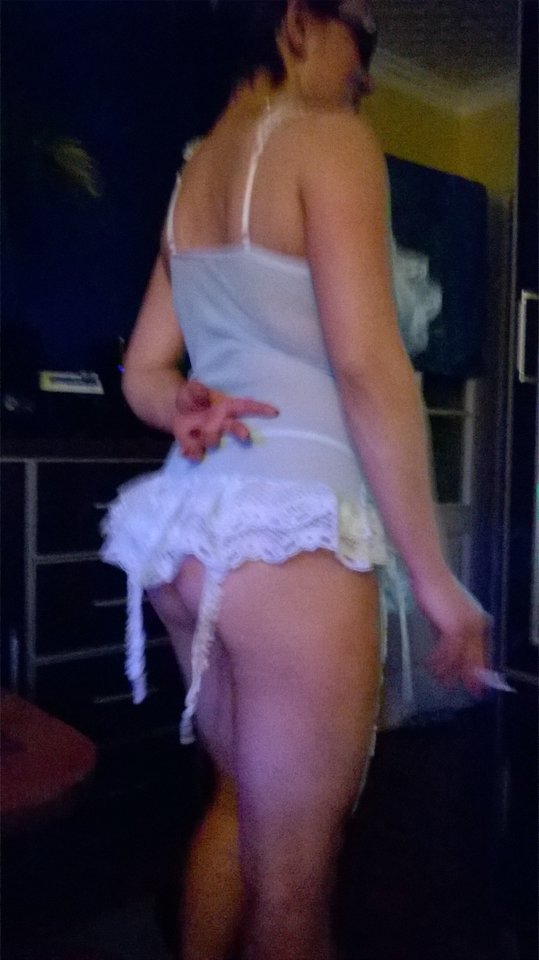 WP_20160715_22_21_43_Pro.jpg - Agnes_and_Jarrod