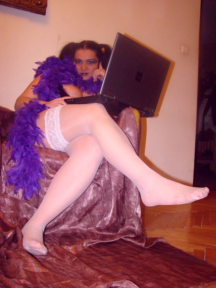 blu02a.jpg - JennyDonMarco