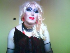 Suka-trans.lubi kutasa w ustach i połykać spermę💋