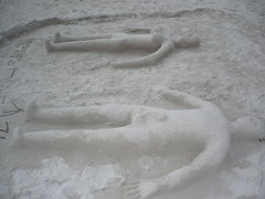 Piaskowe ludziki  w Dębkach.JPG