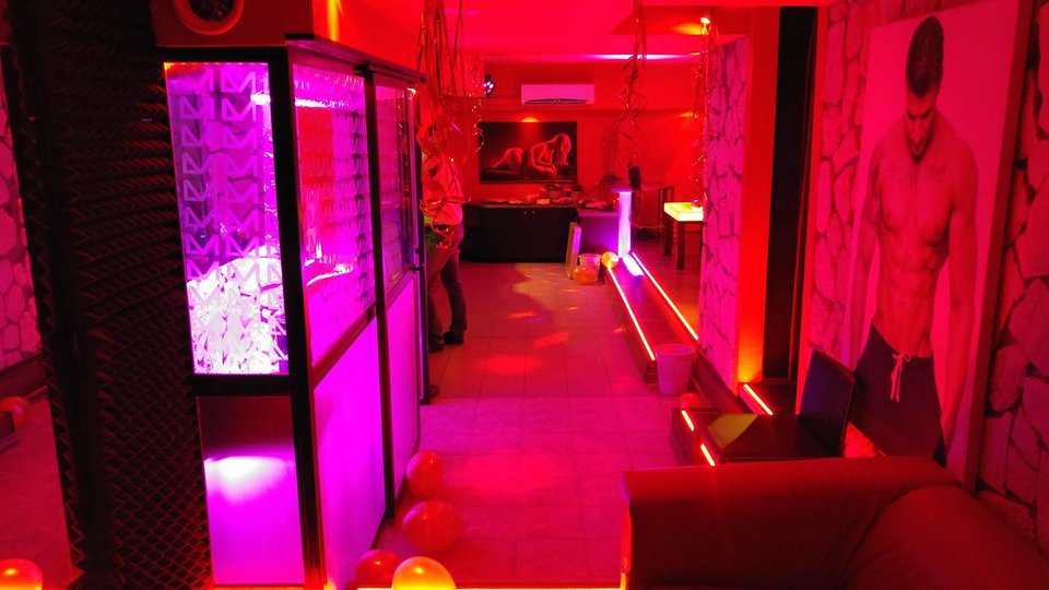 Urodzinowe klimaty w Clubie LaVa - BOSS PARTY dzień I :)) - LavaClub