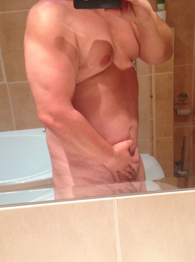 MrCrom