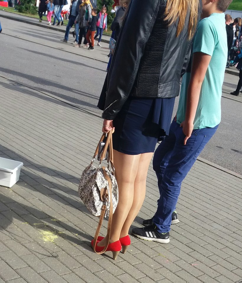 20160924_145424-1.jpg - iPantyhose