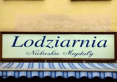 Ten szyld kojarzy mi się z seksem