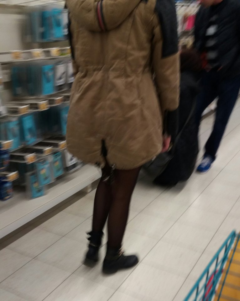 20161120_200159.jpg - iPantyhose